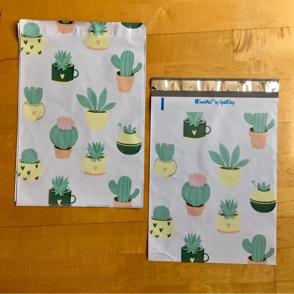 10 Count - Variety Bundle of 10 x 13 Polymailers (SMILEYS + CACTUS)
